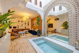 Riad Dar Lalla Saadia - Exklusiv med Uppvärmd Pool och Frukost i Marrakech