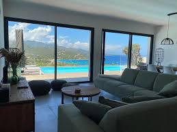 Villa Pura Corsica med havsutsikt och privat pool