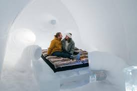 Arctic SnowHotel & Glasigloon: Priser 2025